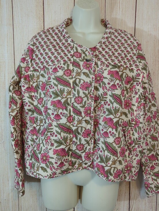 Anthropologie Jackets & Blazers - Anthropology dra Floral Quilted Cream & Pink Jacket